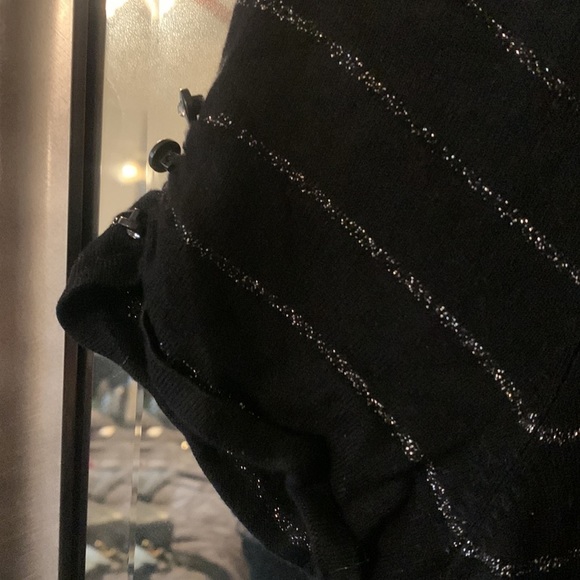 Express top. Black and metallic silver stripes. Size small. - Picture 5 of 6